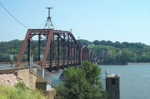 Dubuque Rail Bridge