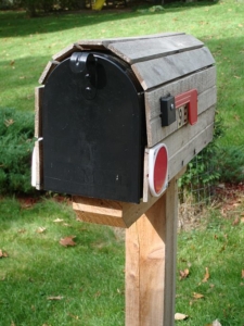 512px-Residential_Mailbox_US