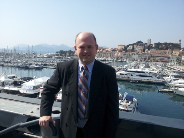 Dr Cliff Lipscomb at Palais des Festivals